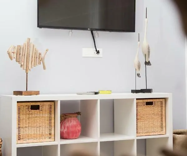 Elenis Philoxenia * Ixia (Rhodes)