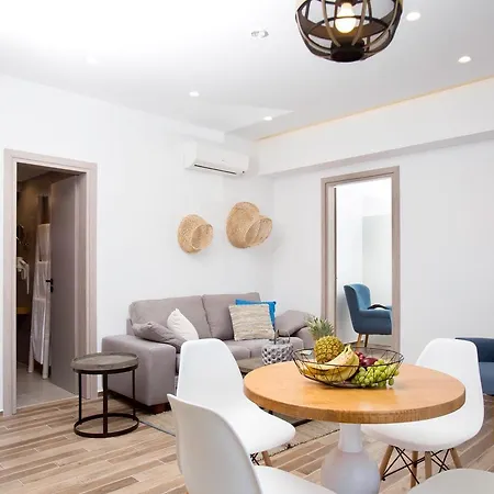 Daire Elenis Philoxenia